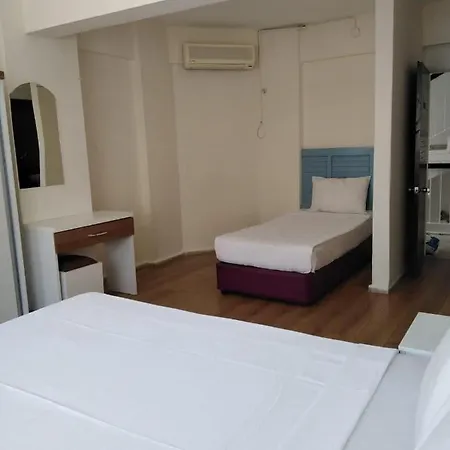 Didim Karaca Bed and Breakfast *